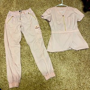 Scrub set (joggers)